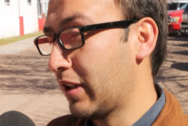 Continúa apoyo a los jóvenes por Consulado