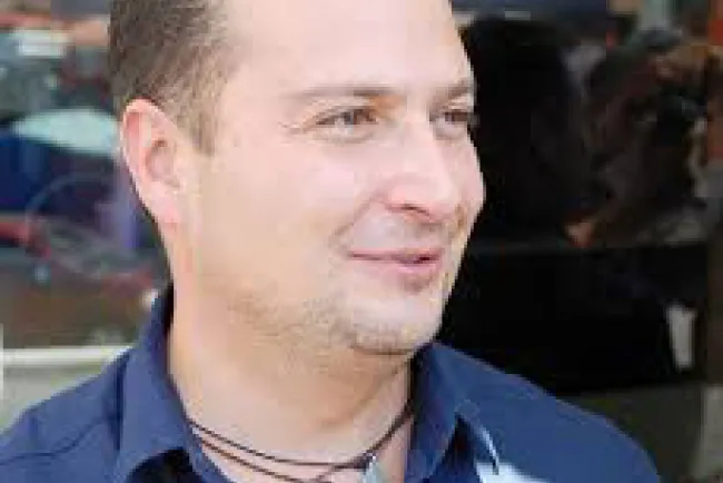 Exhortan a bancos evitar largas filas