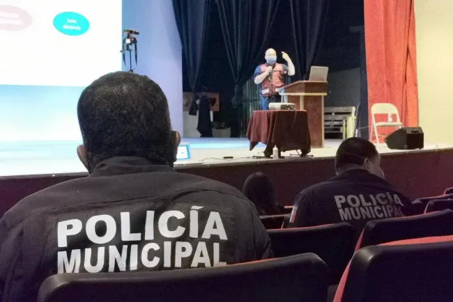 Capacitan a elementos de Patrulla Covid-19 en Nogales