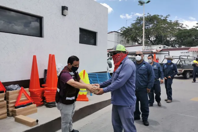 Entrega Oomapas equipo a empleados