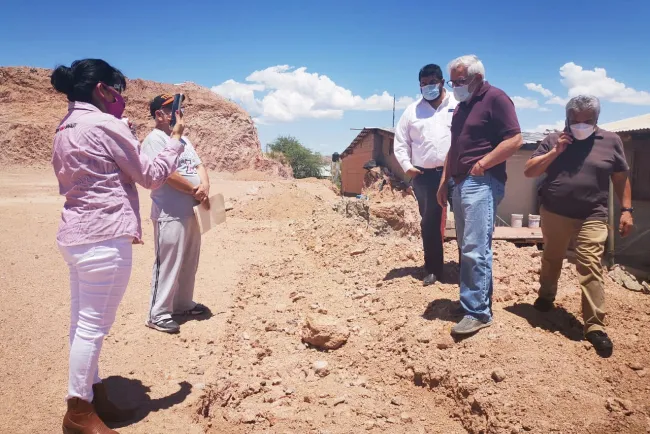 Denuncian familias daños a viviendas