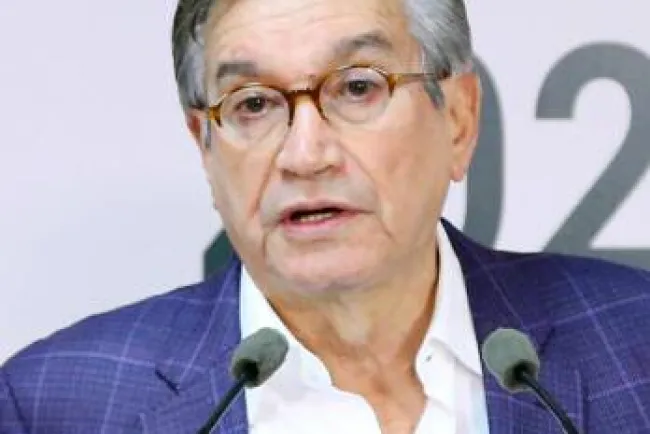 Invierte Ford más de mil millones de dólares