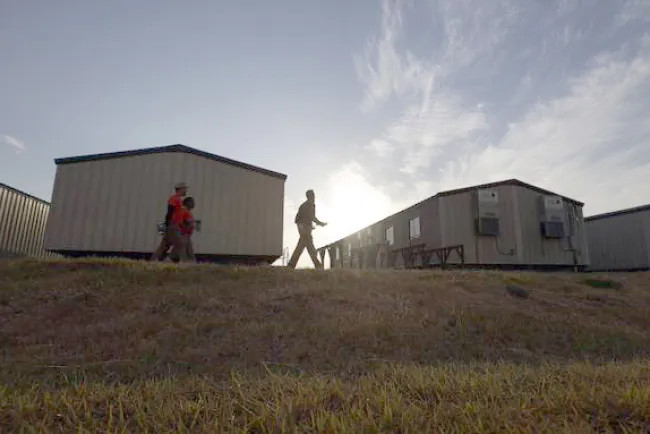 Ignora INS otra orden judicial