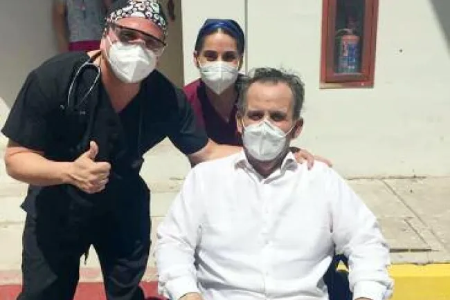 Vence a Covid-19 paciente en SLRC