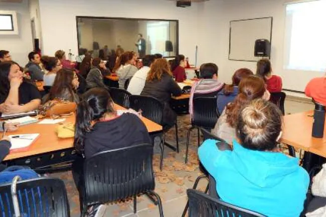 Ofrece Creson cinco programas de postgrado