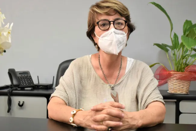 Felicita Presidenta de DIF-Nogales a abuelos