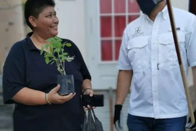 Escucha el Alcalde peticiones en programa “NogalES Nuestro”