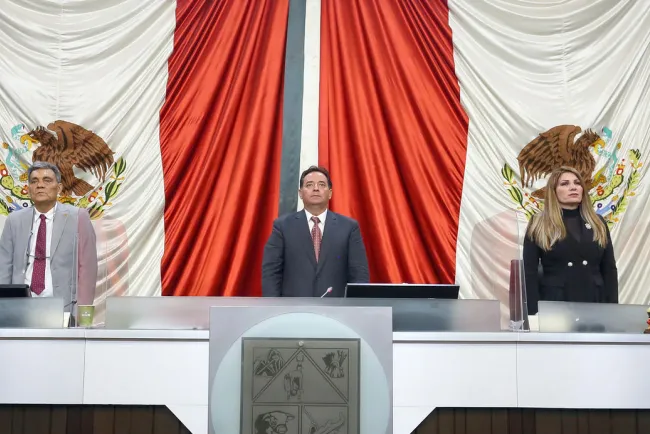 Coinciden diputados en fortalecer la salud