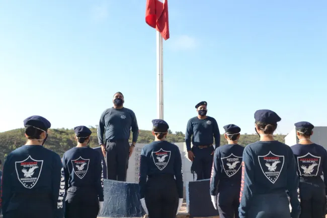 Encabeza Comisario acto cívico