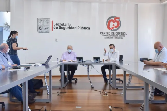 Evalúan aprobación a visitas a los Ceresos