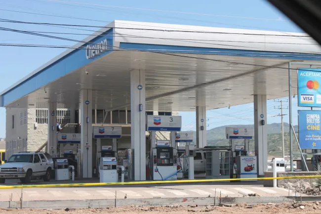 Asaltan a despachador de gasolinera