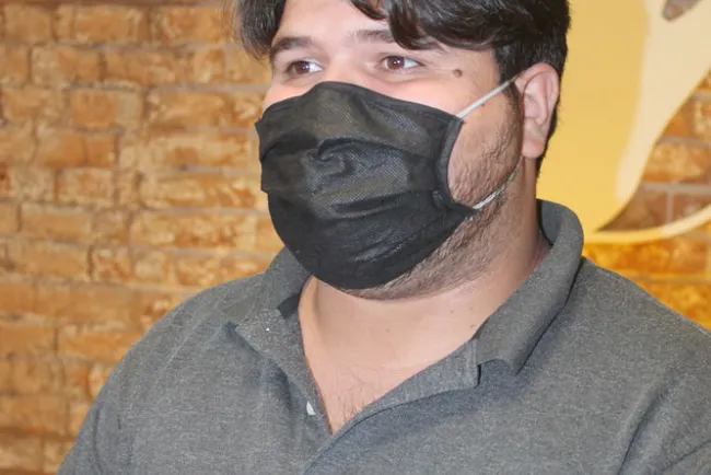 Rehabilitan jóvenes canchas deportivas