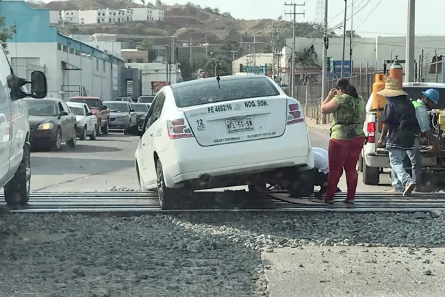 Provocan vías embancamientos