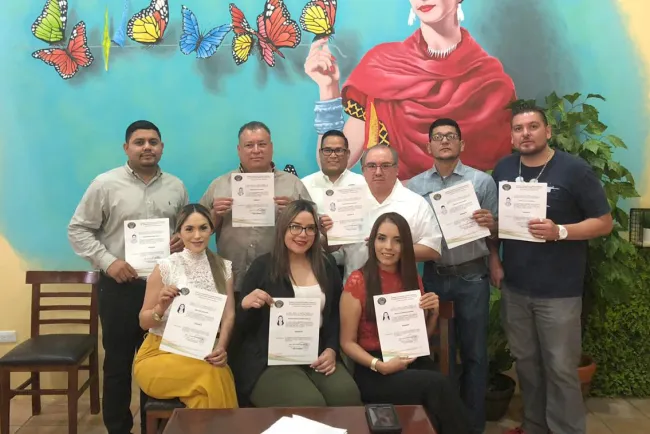 Reciben Carta de Pasante