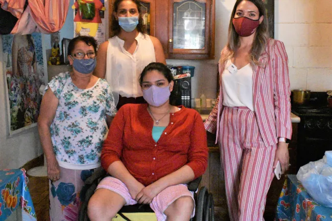 Apoya DIF-Municipal a joven accidentada