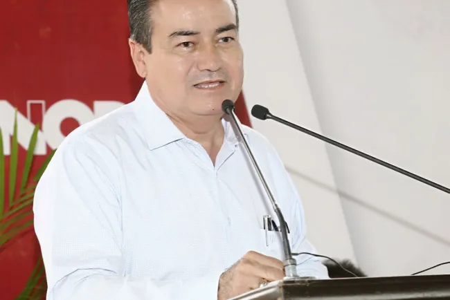 Presentan “Mujeres inspirando a mujeres”