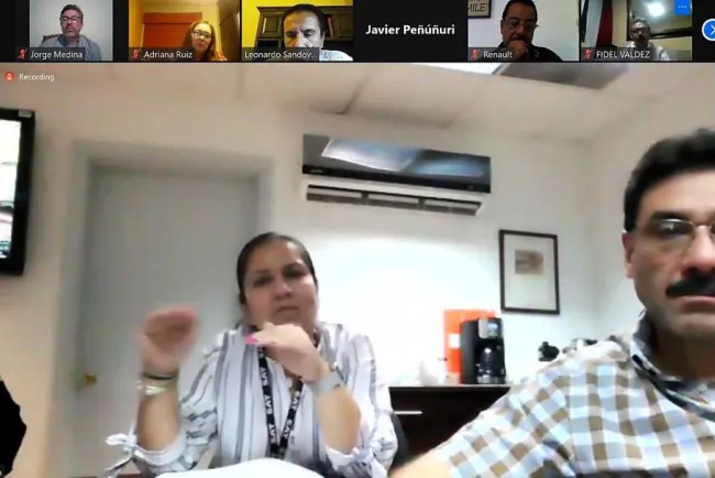 Exponen procedimientos aduaneros