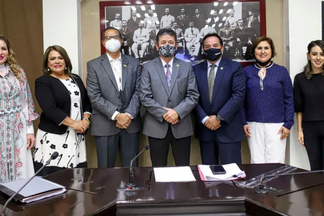 Presentan fiscalización a cuentas públicas 2019