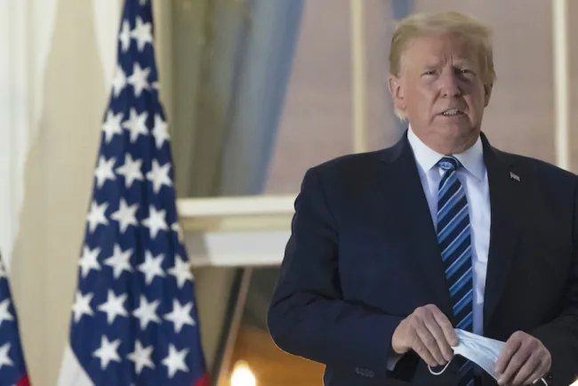 Aprendamos a vivir con el Covid-19: Trump