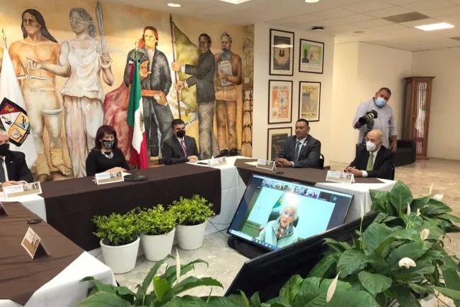 Reafirma Presidente del Congreso compromiso