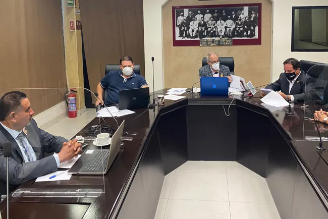 Buscan que cubre-bocas sea obligatorio por ley