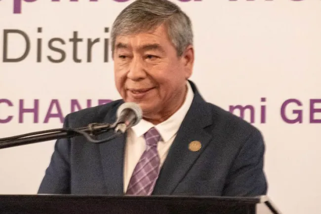 Presenta legislador informe de actividades