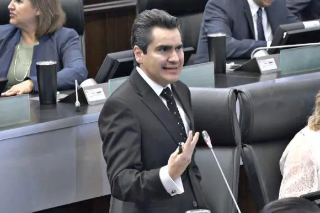 Nada que celebrar: diputados panistas