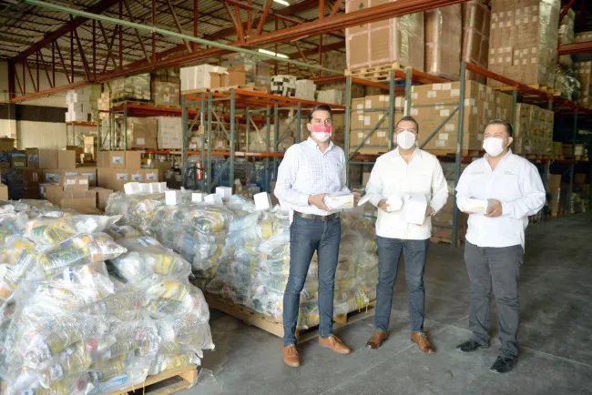 Reciben equipamiento médico