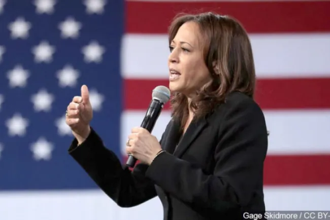 Lucha sin cuartel por votantes de Arizona