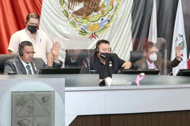 Solicitan explicación sobre recursos para estancias