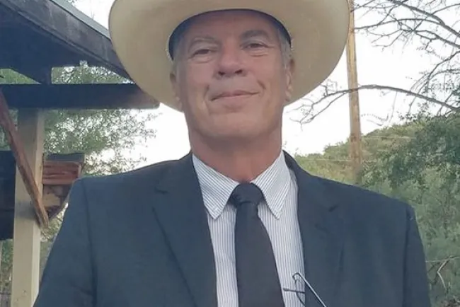 James “David” Hathaway será el nuevo Sheriff