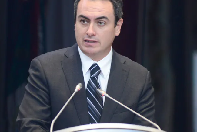 Pide Diputado apoyar a instituciones sociales