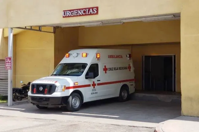 Intenta menor suicidarse