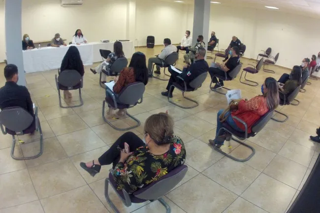 Acuerdan proteger planteles educativos