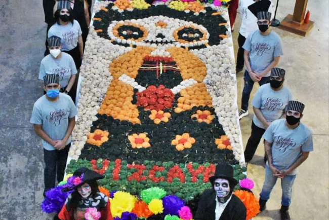 Exhibe DIF-Municipal a la “Mega Catrina”