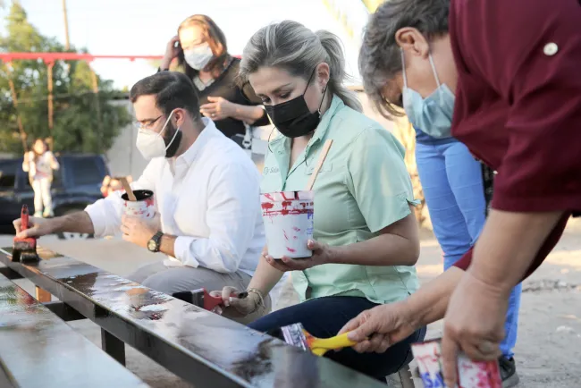 Entregan apoyos para vivienda en el Estado