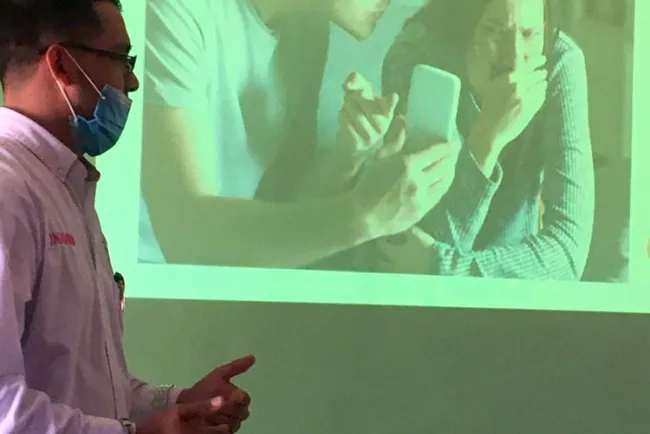 Previenen violencia contra las mujeres