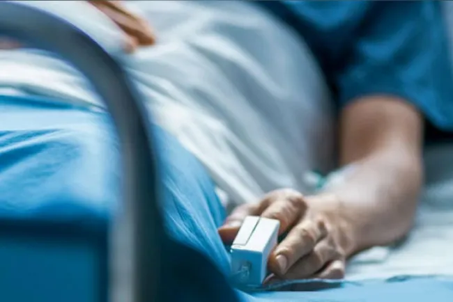 Saturan camas en los hospitales