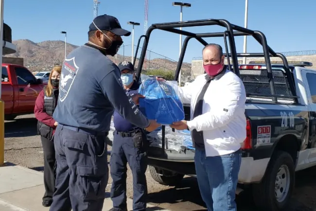 Entregan apoyos a Heptatlón