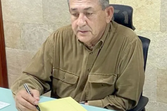 Es propuesta económica austera: Raúl Navarro