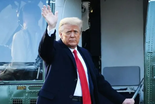 Cámara de Representantes de EU enviará el lunes al Senado acusación contra Trump