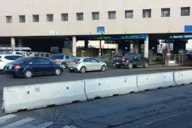 <b>EU no quita restricciones de cruce</b>