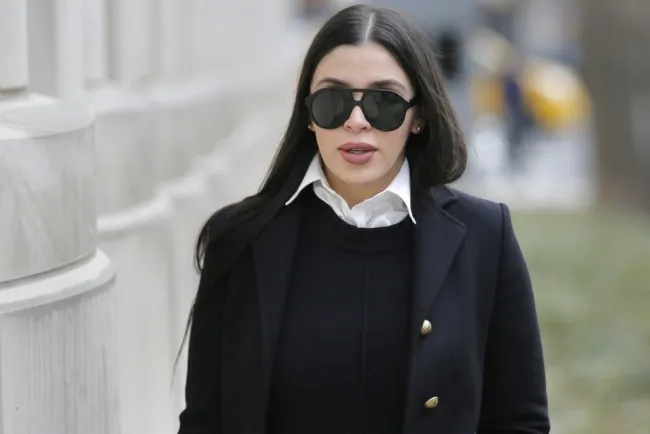 Detienen a Emma Coronel en EU acusada de narcotráfico