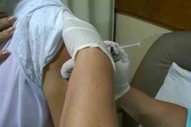 Vacuna china Sinovac podrá empezar a aplicarse este fin de semana: Ebrard