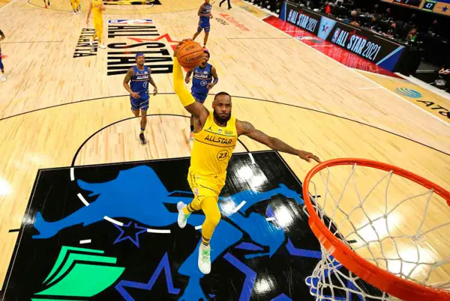 LeBron sigue mandando en el Juego de Estrellas