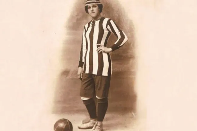 'Veleta', la primera futbolista española que se hacía pasar por hombre para poder jugar