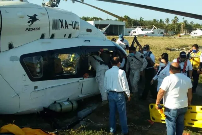 Se desploma helicóptero en inmediaciones de Dos Bocas