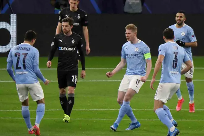 Manchester City brinda un recital en la Champions