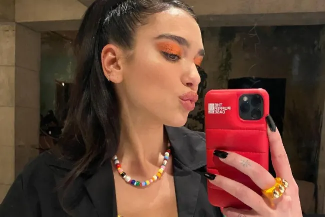 Fan ‘ataca’ a Dua Lipa en CDMX, temen que no regrese