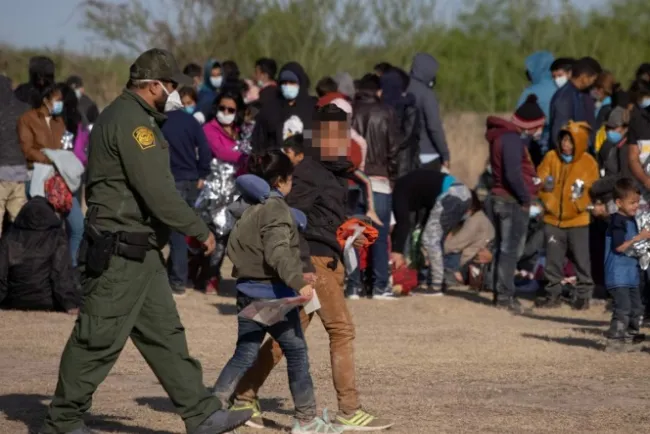 El Pentágono dará refugio a niños migrantes en sus instalaciones